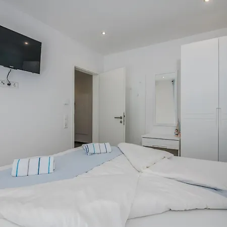 Apartment Meteora With Private Pool *